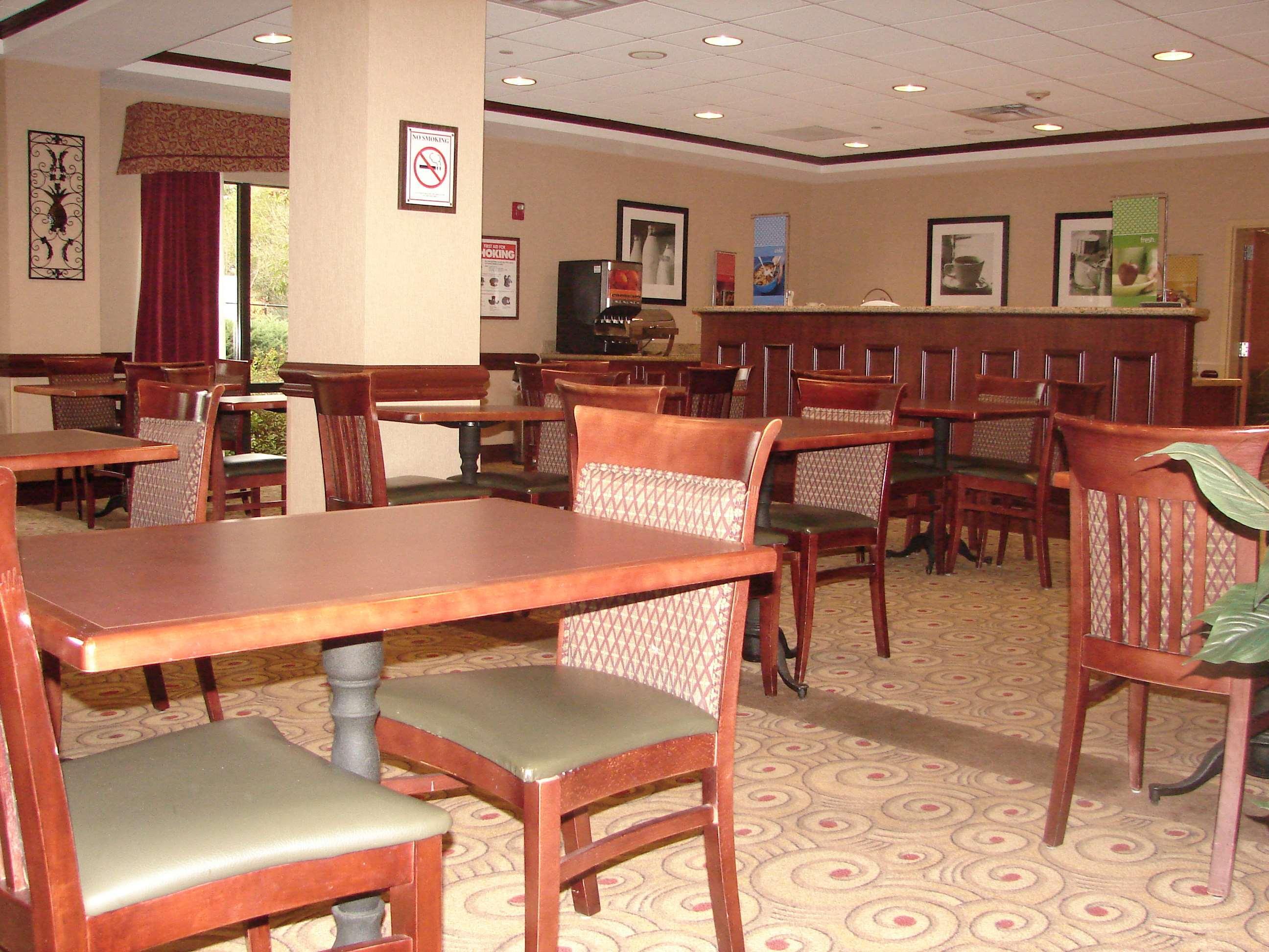 Hampton Inn Нанует Ресторант снимка