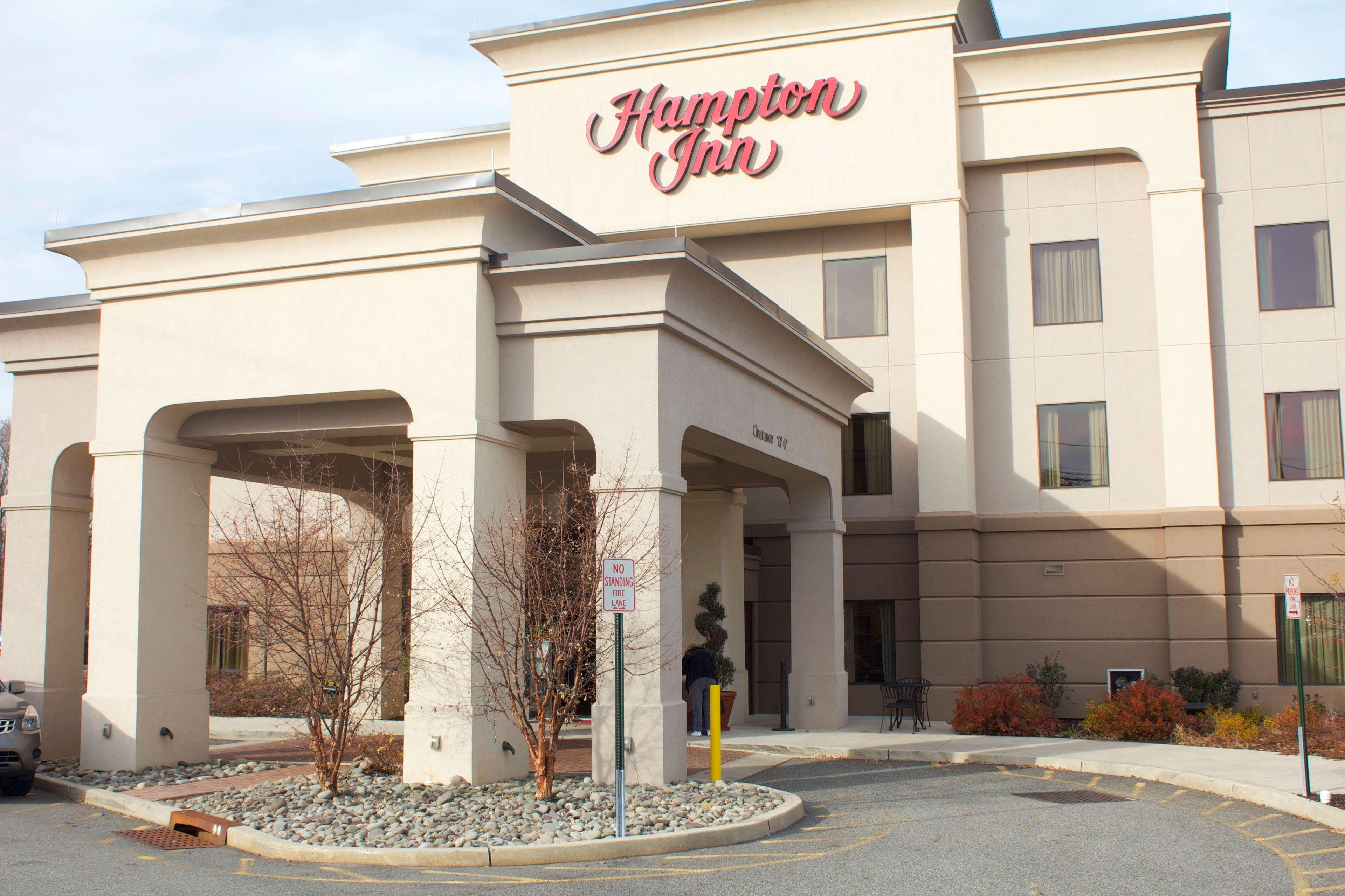 Hampton Inn Нанует Екстериор снимка