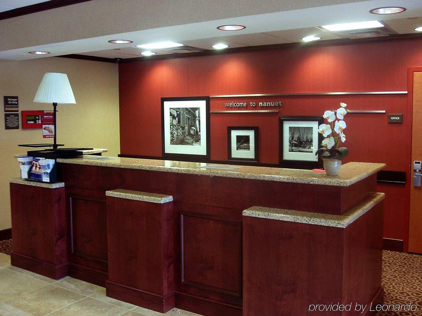 Hampton Inn Нанует Интериор снимка